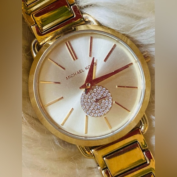 NWOT Michael Kors Watch - Picture 5 of 5